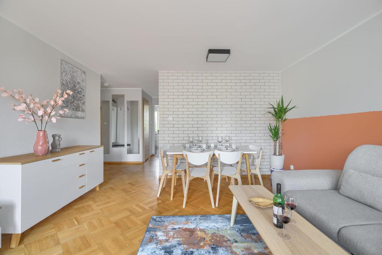 Family Center Spot Apartment Poznan Exterior photo