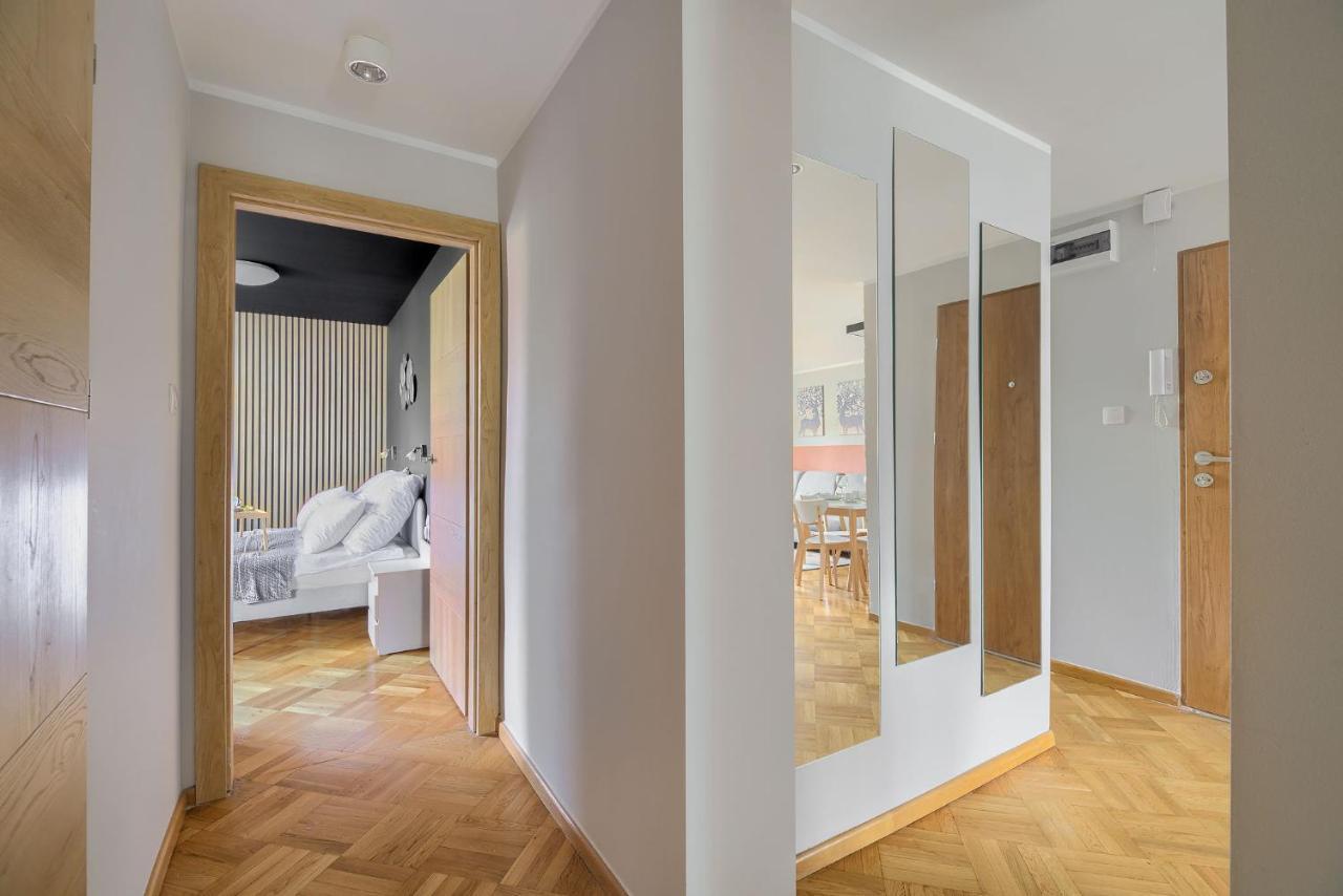 Family Center Spot Apartment Poznan Exterior photo